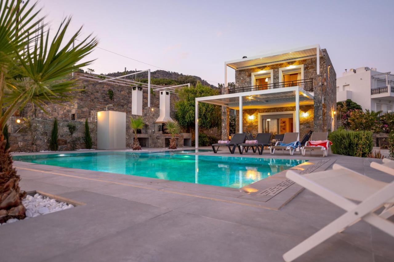 Achlia Beach Villa Exterior photo